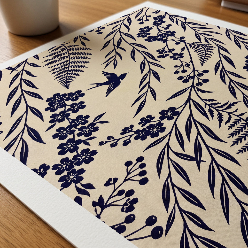 William Morris Indigo Willow Silhouette Poster – närbild på papper
