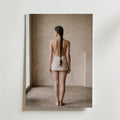 Braided Back Poster – elegant ryggvy på canvas, premiumtryck från Bozetto
