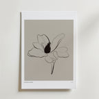 The Silent Bloom – stilfullt konsttryck från Bozetto, tryckt på matt finpapper i hög tryckkvalitet