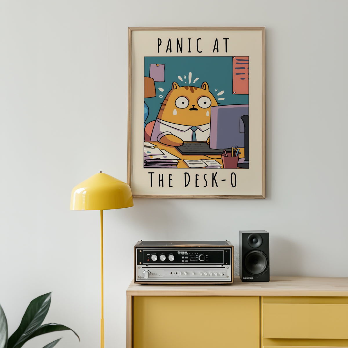 Corporate Panic Cat poster på vägg i inrett rum – Bozetto i hög kvalitet