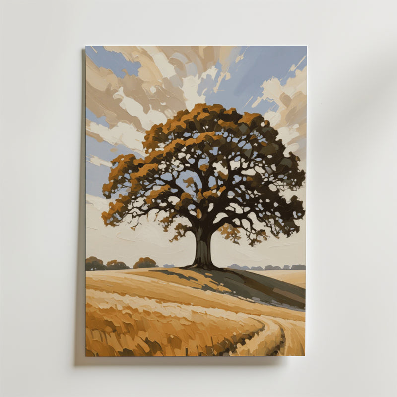 Postern Sentinel Of The Fields från Bozetto föreställer ett stort, lummigt träd på ett gyllene fält under en delvis molnig himmel, med en slingrande stig som leder till trädet - vackert tryckt på matt premiumpapper.