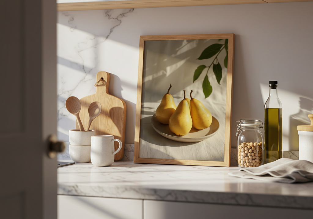 Elegant Pear – affisch med snyggt motiv, köp enkelt hos Bozetto i flera storlekar